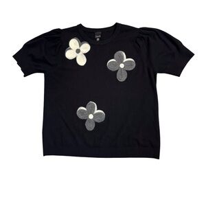 Aaeda Short Sleeve Knit Sweater 1X Black Floral Appliqué Top Plus